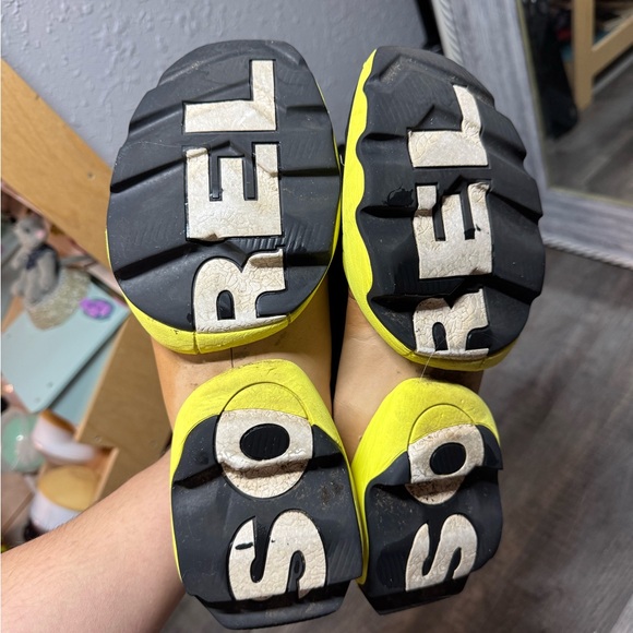 Sorel Women's Kinetic Impact Strap Sneakers - Picture 4 of 6